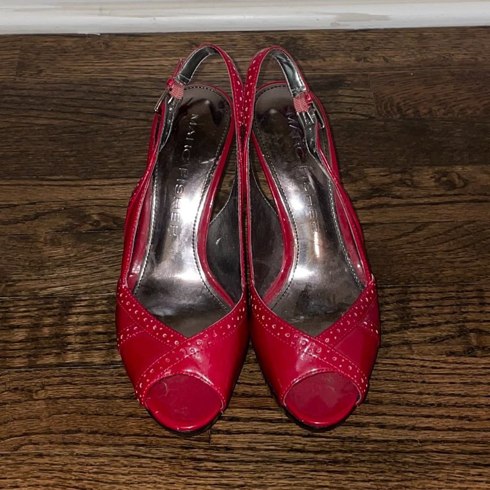 Women's Red Marc Fisher Sandals